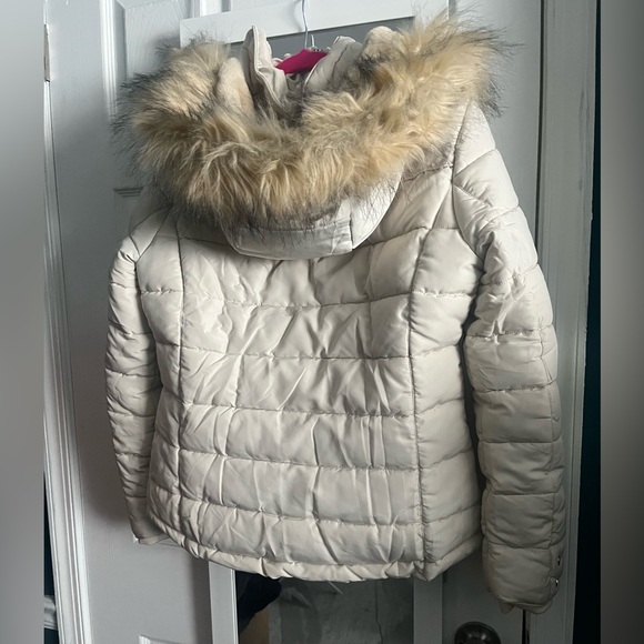 Royal Matrix Puffer Coat with Attachable Hood - Picture 11 of 15